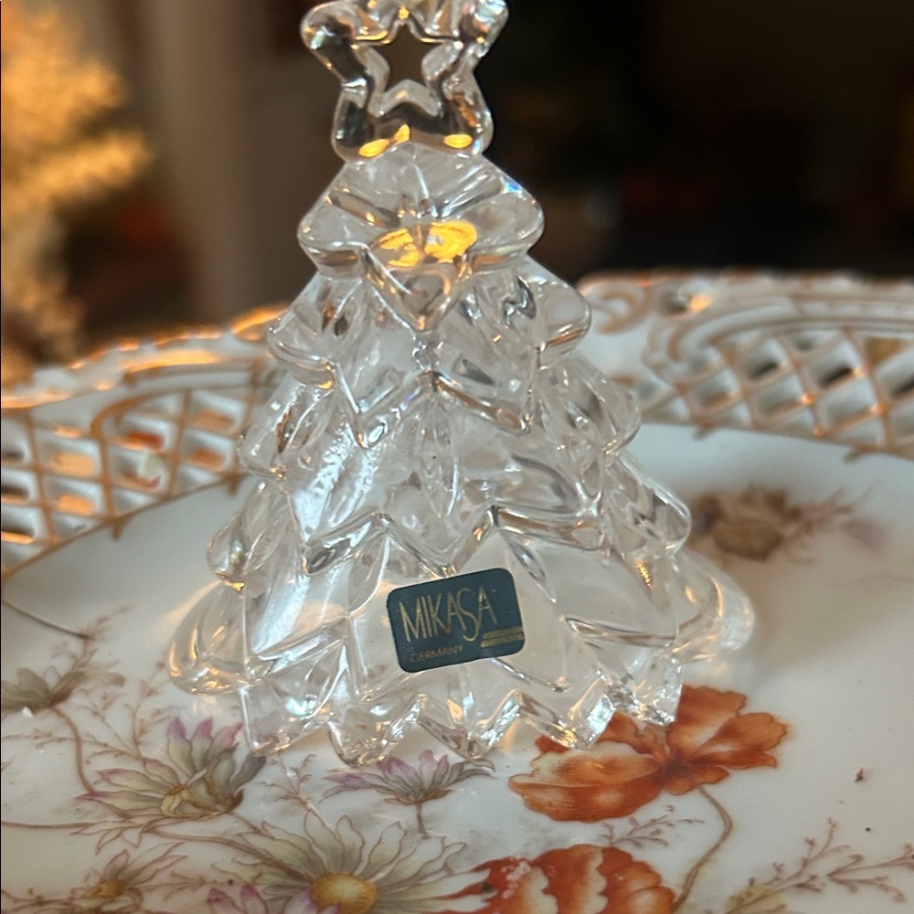Mikasa Clear Crystal Tree with Star Topper